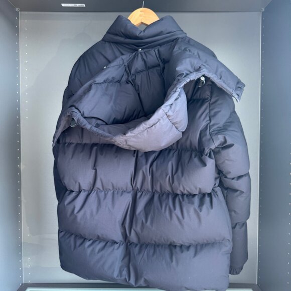 MONCLER Loiret Down Parka (Navy) - Picture 3 of 9